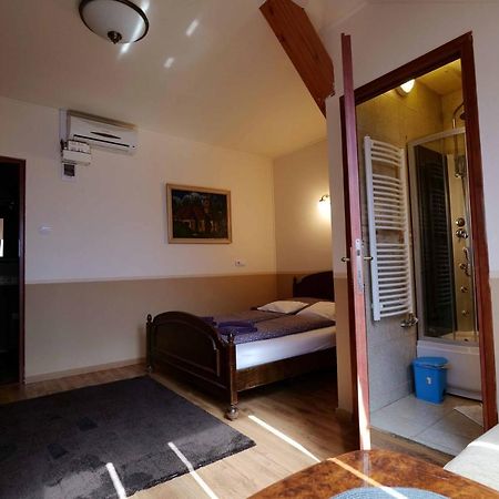 Nyilas Fogado Hotel Nyíregyháza Buitenkant foto
