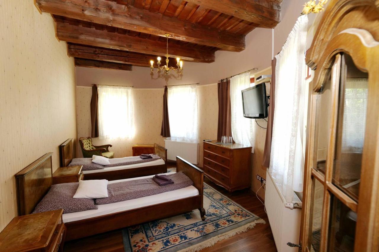 Nyilas Fogado Hotel Nyíregyháza Buitenkant foto